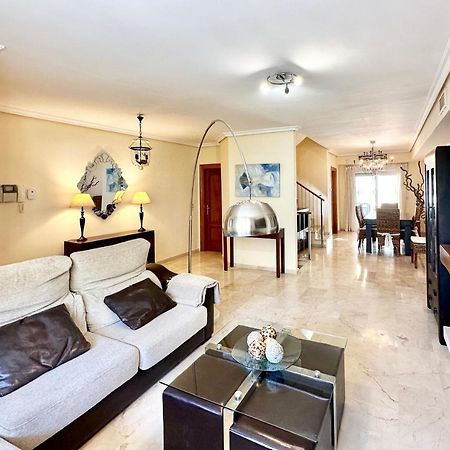 El Arenal Townhouse By The Beach With Swimming Pool - Eaw Homes Marbella Buitenkant foto