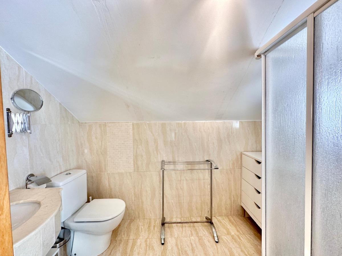 El Arenal Townhouse By The Beach With Swimming Pool - Eaw Homes Marbella Buitenkant foto