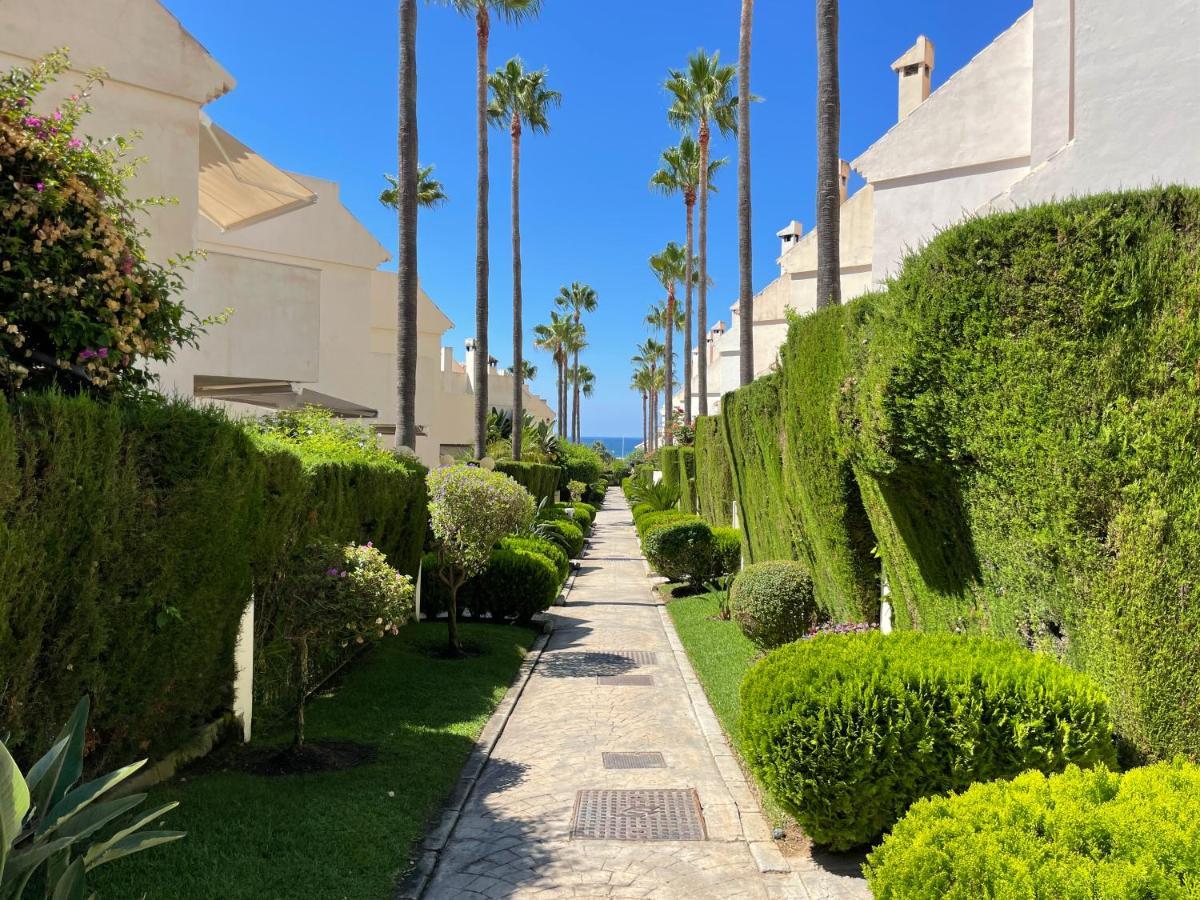 El Arenal Townhouse By The Beach With Swimming Pool - Eaw Homes Marbella Buitenkant foto